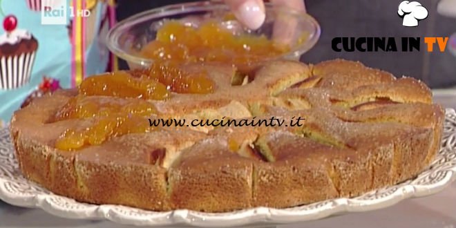 La Prova del Cuoco - Torta di mele con caprino e confettura di albicocche ricetta Sergio Barzetti