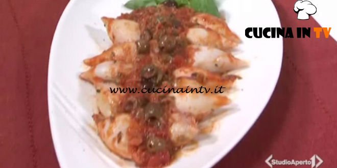 Cotto e mangiato - Calamari ripieni con pomodoro e fiori di cappero ricetta Tessa Gelisio