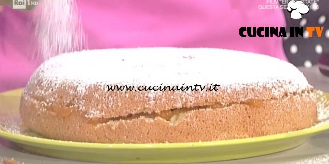 La Prova del Cuoco - Torta farcita all’albicocca in padella ricetta Natalia Cattelani