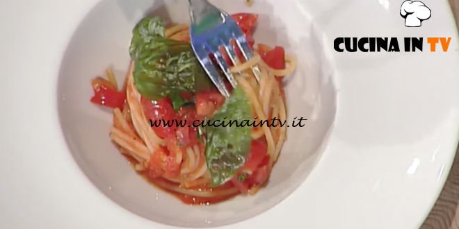 La Prova del Cuoco - Spaghetti al pomodoro in due consistenze ricetta Valerio Braschi