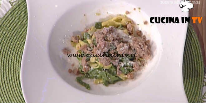 La Prova del Cuoco - Paglia e fieno con pecorino e salsiccia ricetta Marco Bottega