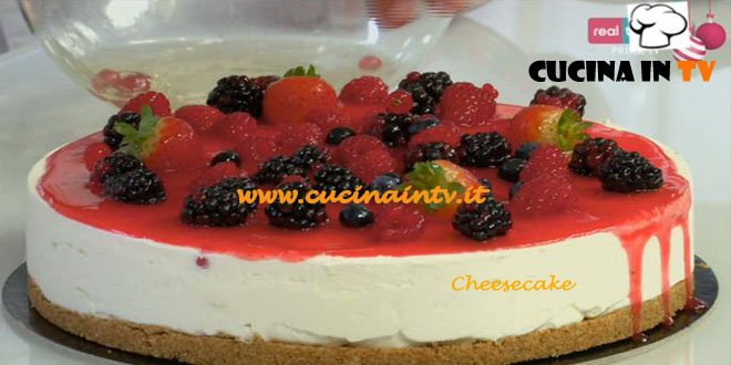 Cheesecake ricetta del cake designer di Real Time Renato Ardovino per il programma Torte in corso
