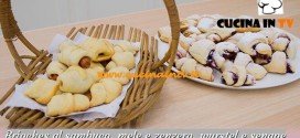 Bake Off Italia: ricetta Brioches al sambuco mele e zenzero wurstel e senape di Enrica