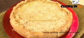 Ricetta Torta salata di cavolfiore e feta da Cotto e Mangiato di Tessa Gelisio