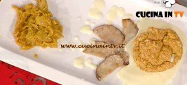 La Prova del Cuoco - Soufflé di porcini con fonduta di Castelmagno e uova strapazzate ricetta Moroni