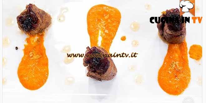 Masterchef 4 - ricetta Involtini al ricordo di genovese piccante con crema di peperoni rossi di Ilaria