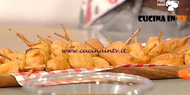 La Prova del Cuoco - Corn dog e crocchette di prosciutto ricetta Cattelani