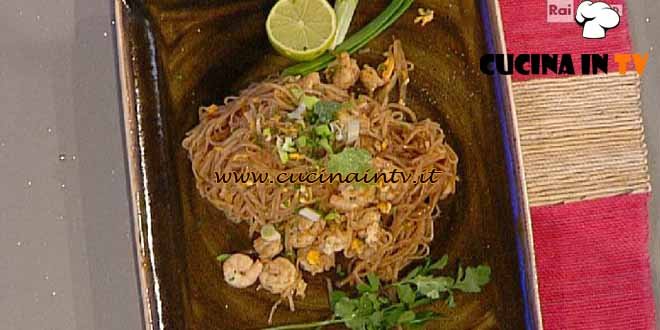 La Prova del Cuoco - Tagliatelle di riso con gamberetti ricetta Suvimol