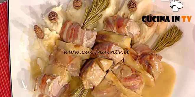 La Prova del Cuoco - Spiedini di maialino e mela renetta al pino mugo ricetta Bertol