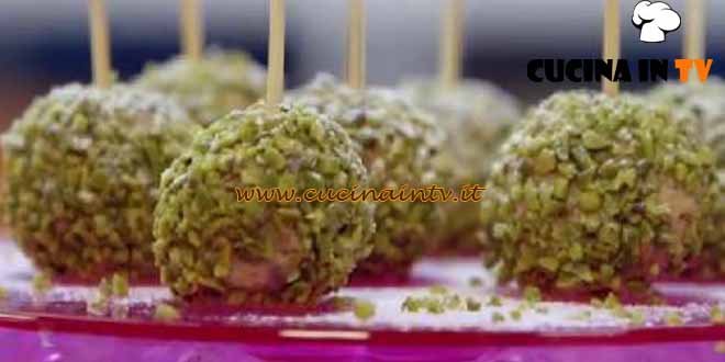Molto Bene - ricetta Cake pops colomba di Benedetta Parodi