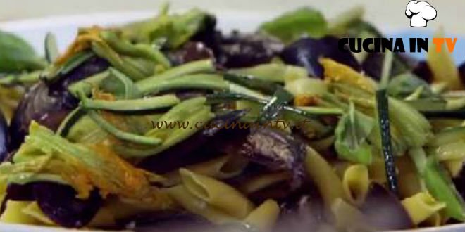 Molto Bene - ricetta Garganelli cozze pecorino e fiori di zucca di Benedetta Parodi