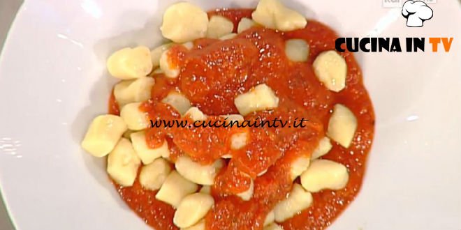 La Prova del Cuoco - Gnocchi con sugo di pomodoro ricetta Anna Moroni
