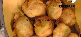 La Prova del Cuoco - Bignè di patate e acciughe ricetta Anna Moroni