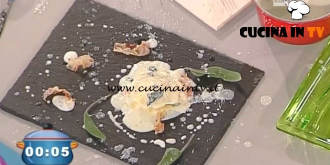 La Prova del Cuoco - Tortelli di patate e salvia su salsa al pecorino e guanciale croccante ricetta Cesare Marretti