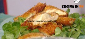 La Prova del Cuoco - Cotolette di pollo con scamorza fresca e salsa alla curcuma ricetta Sergio Barzetti