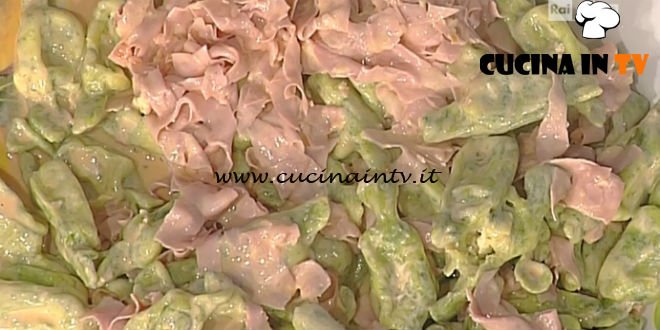 La Prova del Cuoco - Caramelle verdi con ragù di mortadella ricetta Alessandra Spisni