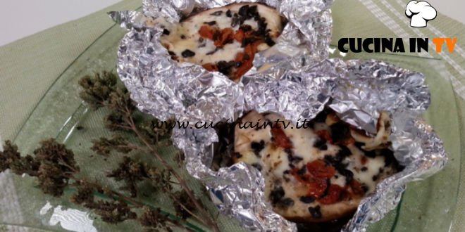 Cotto e mangiato - Melanzane con pomodori secchi e olive ricetta Tessa Gelisio