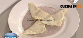 La Prova del Cuoco - ricetta Ravioli di ricotta e radicchio di Verona con crema al monteveronese