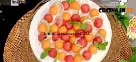 La Prova del Cuoco - Bavarese yogurt e lime con macedonia di frutta ricetta Ambra Romani