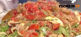 La Prova del Cuoco - Tagliatelle paglia e fieno con salsiccia e funghi ricetta Luisanna Messeri