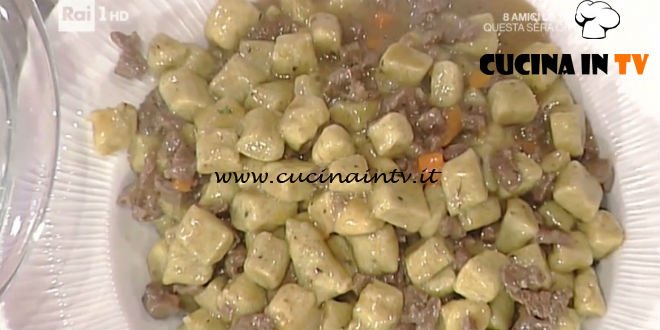 La Prova del Cuoco - Gnocchi di patate al rosmarino con ragù di cervo ricetta Markus Holzer