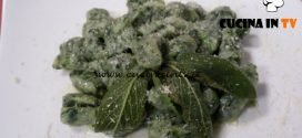 Cotto e mangiato - Gnocchi verdi di spinaci ricetta Tessa Gelisio