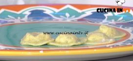 La Prova del Cuoco - Medaglioni al burro e salvia ripieni di triglie e nocciole ricetta Roberto Valbuzzi