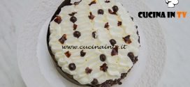 Bake Off Italia 4 - ricetta Torta stratificata con mascarpone e crema pasticcera al cardamomo e caffè di Joyce