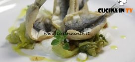 Cucine da incubo - Fritto di sarde con scarola e burrata ricetta Antonino Cannavacciuolo