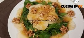 Cotto e mangiato - Insalata invernale con spinacini pere e noci ricetta Tessa Gelisio