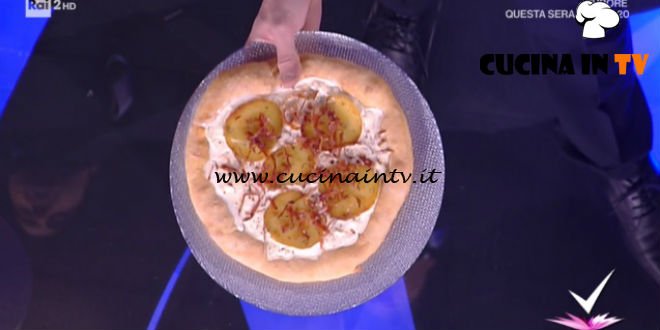 Detto Fatto - Pizza con patate mozzarella e speck ricetta Cristiano Piccirillo