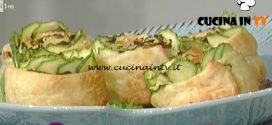 La Prova del Cuoco - ricetta Rose di zucchine e salmone