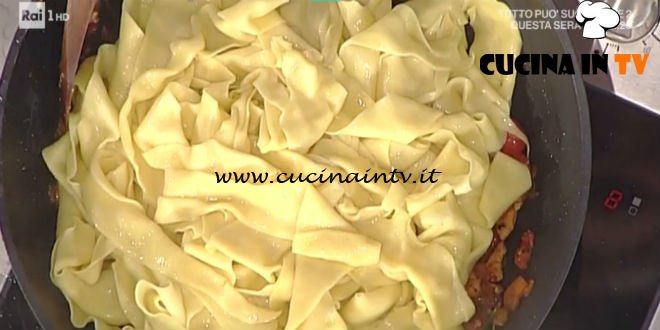 La Prova del Cuoco - Pappardelle al sugo del cortile ricetta Luisanna Messeri