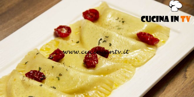 MasterChef 6 - ricetta Ravioli ripieni di bufala su colatura di provola affumicata e pomodorini confit di Margherita Russo