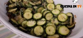 Cotto e mangiato - Zucchine saporite ricetta Tessa Gelisio