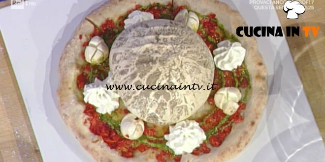 La Prova del Cuoco - Ciambella di pizza con pesto e mozzarella di bufala ricetta Gino Sorbillo