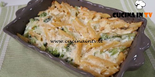 Cotto e mangiato - Penne alla ricotta con broccoli limone e pinoli ricetta Tessa Gelisio