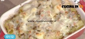 La Prova del Cuoco - Timballo di rigatoni al ragù bianco zucchine e provolone ricetta Mauro Improta