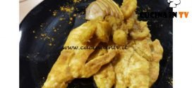 Cotto e mangiato - Pollo banane e curry ricetta Tessa Gelisio