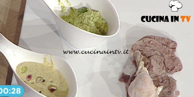 La Prova del Cuoco - Salsa verde con prezzemolo e salsa di pistacchi e arancia ricetta Natale Giunta