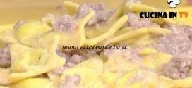 La Prova del Cuoco - Stelle di zafferano con salsiccia e mascarpone ricetta Alessandra Spisni