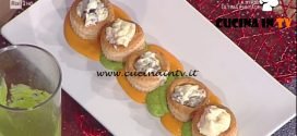 La Prova del Cuoco - Vol au vent al salmone su crema di piselli ricetta Cristian Bertol