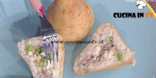 La Prova del Cuoco - Arancini con piselli e ragù bianco ricetta Mauro Improta