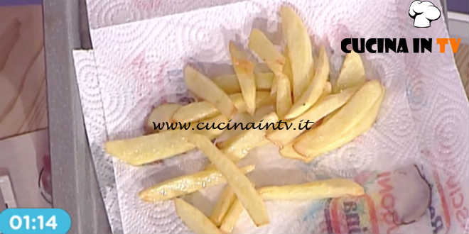 La Prova del Cuoco - Bucce di patata fritte con maionese alla maggiorana ricetta Riccardo Facchini