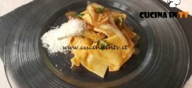 Cotto e mangiato - Frappe di polenta con coniglio ricetta Tessa Gelisio
