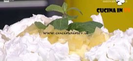 La Prova del Cuoco - Torta pavlova con ananas ricetta Anna Moroni