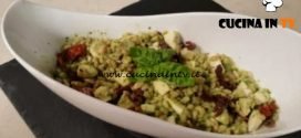 Cotto e mangiato - Insalata d'orzo al pesto ricetta Tessa Gelisio