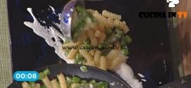 La Prova del Cuoco - Fusilli con asparagi burrata e nocciole tostate ricetta Katia Maccari