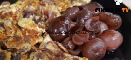 Cotto e mangiato - Frittata di cipolle in agrodolce ricetta Tessa Gelisio