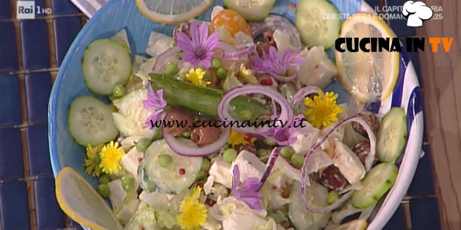 La Prova del Cuoco - Insalata greca con pomodori gialli e salsa allo yogurt ricetta Diego Bongiovanni